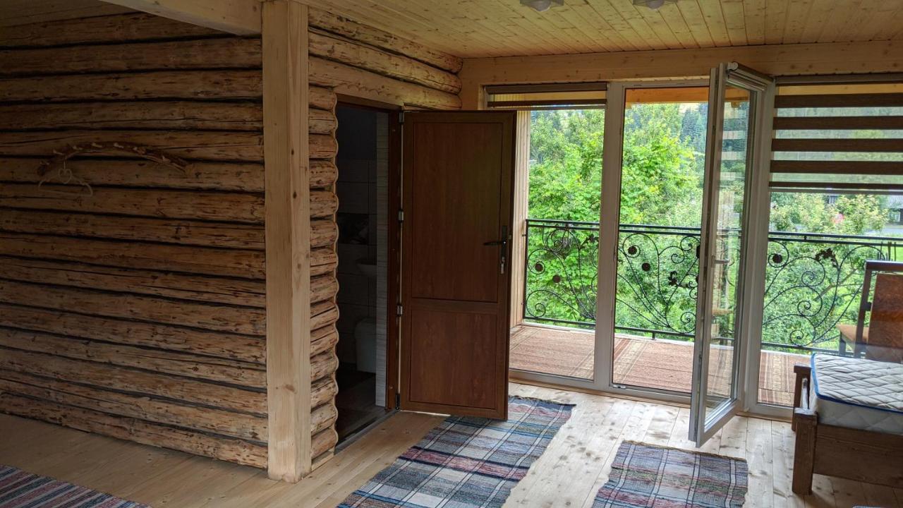 Gostynna Rodyna Hotell Izki Exteriör bild