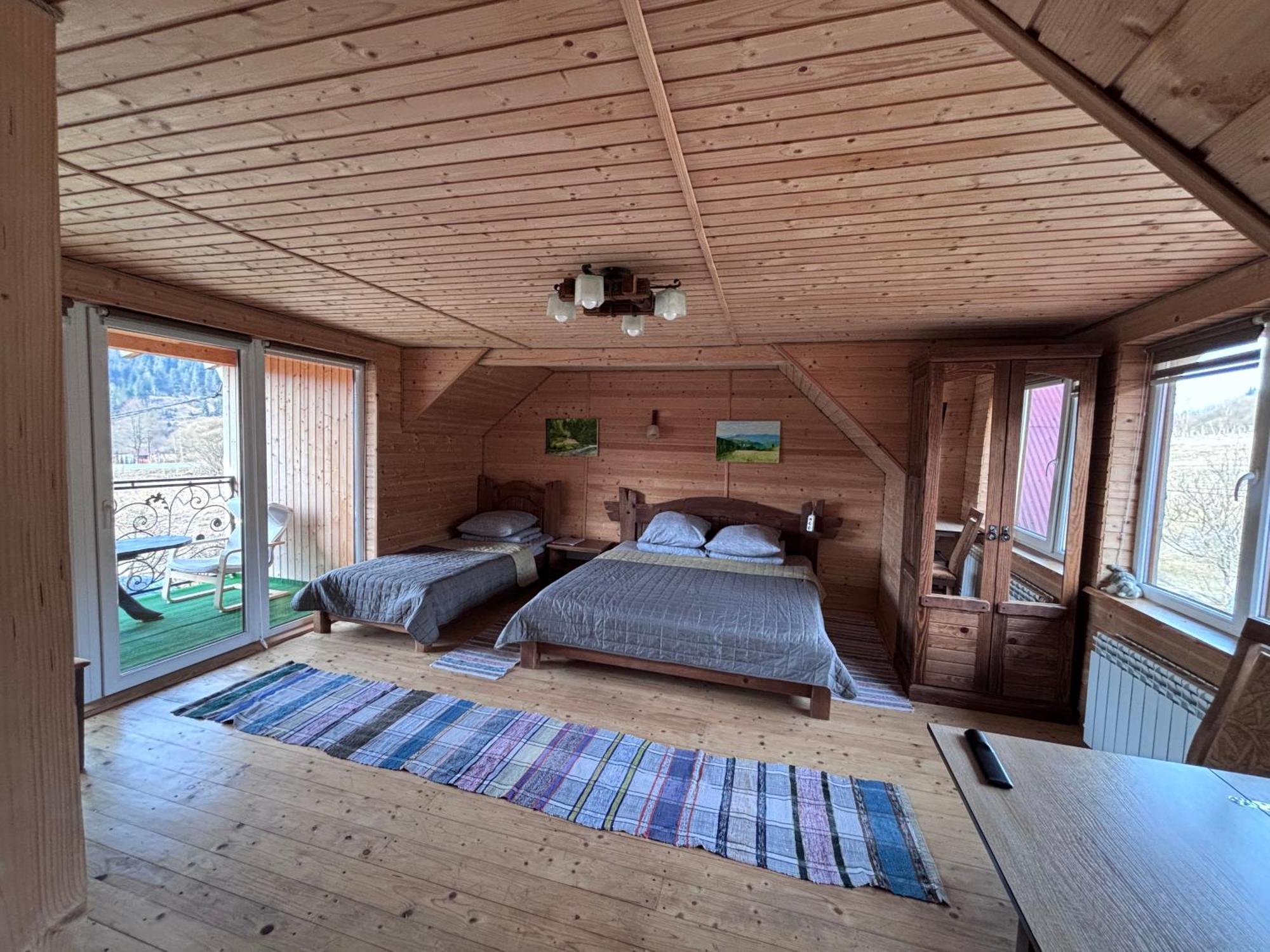 Gostynna Rodyna Hotell Izki Exteriör bild