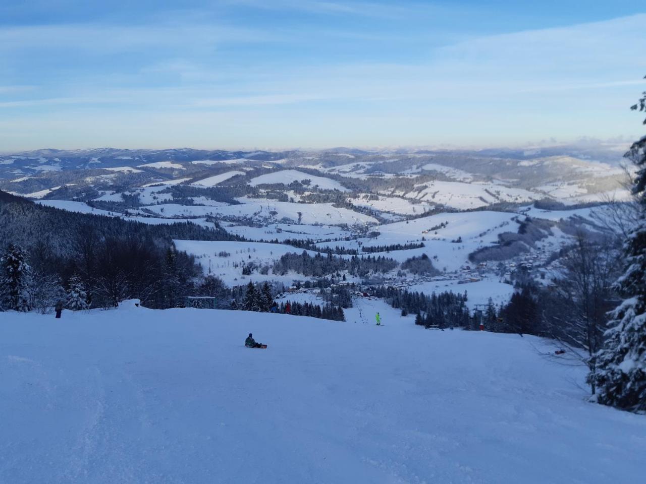 Gostynna Rodyna Hotell Izki Exteriör bild