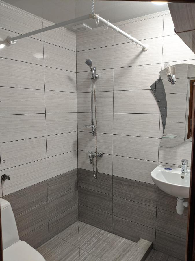 Gostynna Rodyna Hotell Izki Exteriör bild
